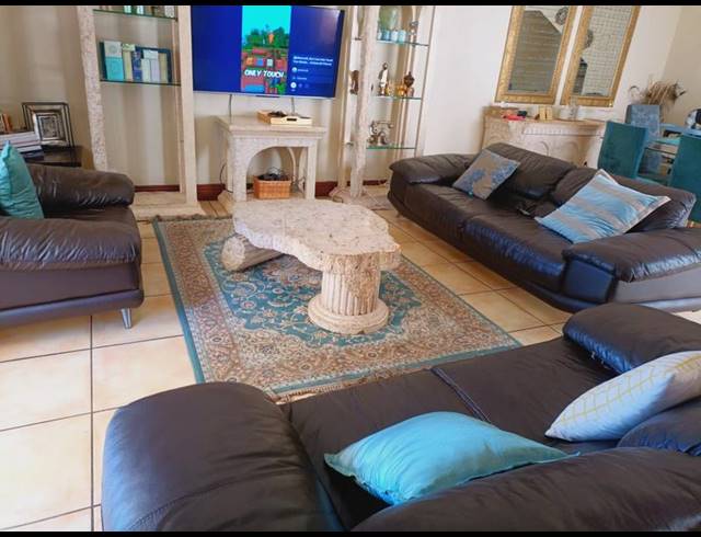 3 BEDROOM PROPERTY TO RENT IN SANDOWN